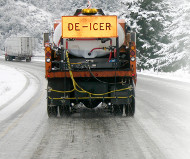 Deicing truck